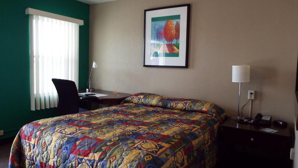 Modern Motel Vinton Экстерьер фото